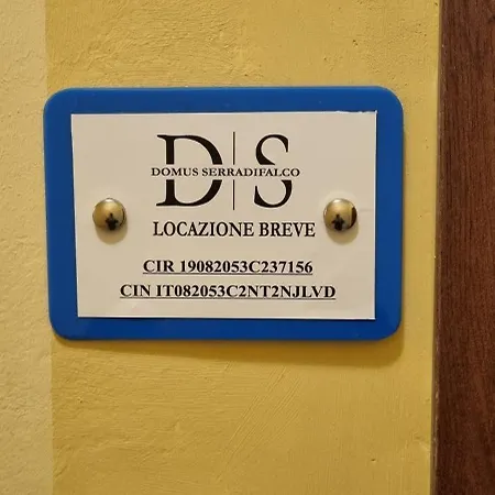 Domus Serradifalco Апартаменты